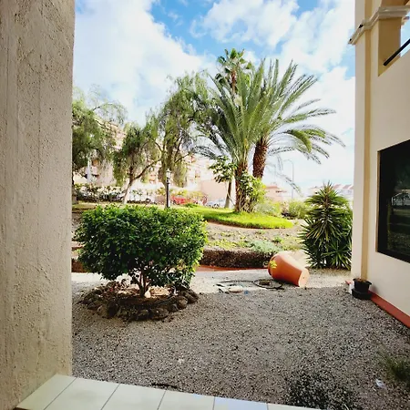 Studio In Castle Harbour With Garden View C018 Lejlighed